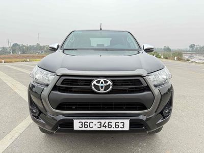 Toyota Hilux 2020 E  Fom mới full đồ.. Mua bán Ô tô tại Huyện Hà Trung Thanh Hóa được đăng bởi Nguyễn đức Tuân