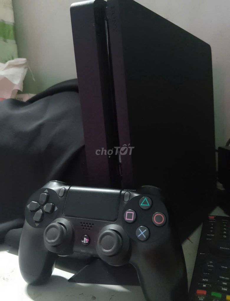 Máy chơi game Sony PS4 Slim 1TB Đen. Mua bán Thiết bị chơi game tại Huyện Củ Chi Tp Hồ Chí Minh được đăng bởi Dương hình 1