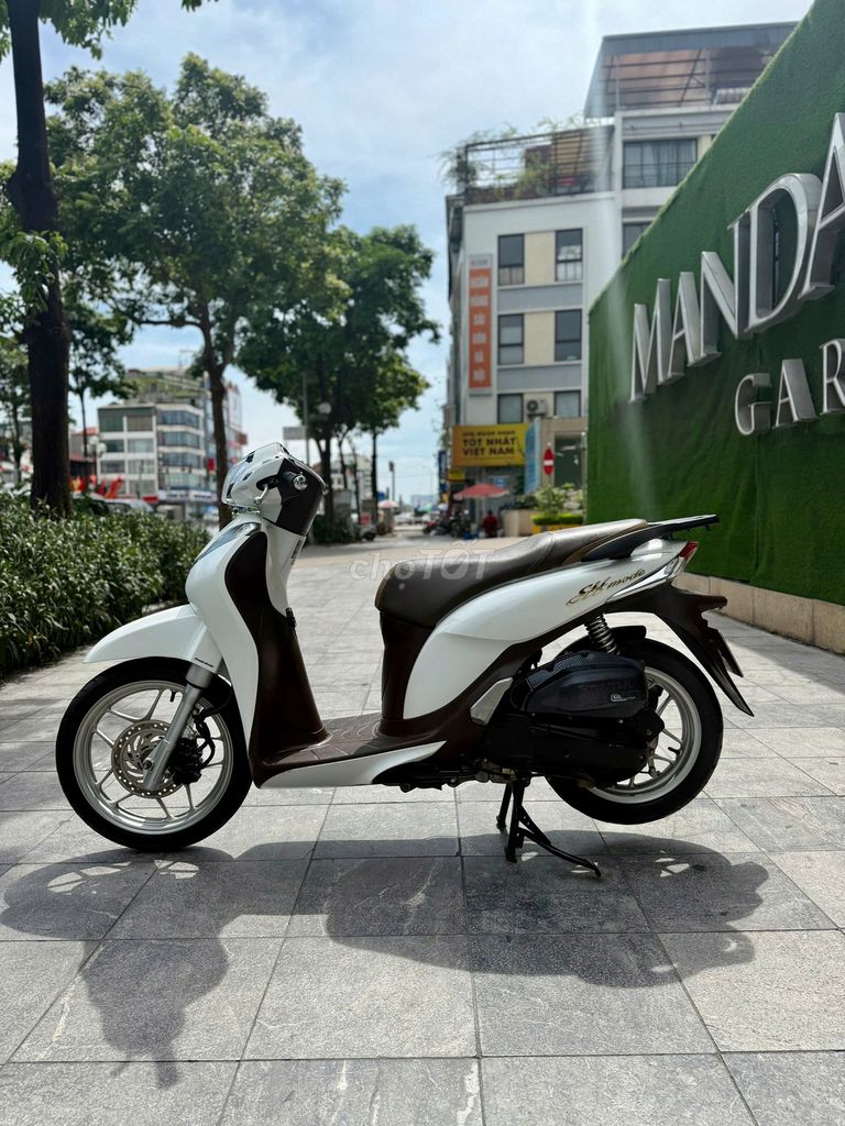 Shmode cuối 2014 trắng khoá tìm xe. Mua bán Xe máy tại Quận Hoàng Mai Hà Nội được đăng bởi Trường Giang Phạm hình 3