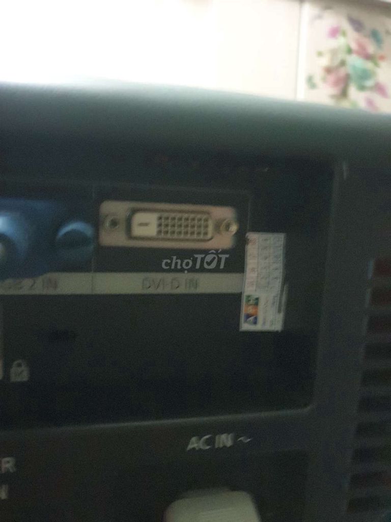 Máy chiếu Panasonic PT-D6000 Đen. Mua bán Đồ dùng văn phòng tại Quận Bình Tân Tp Hồ Chí Minh được đăng bởi Quốc khả hình 1
