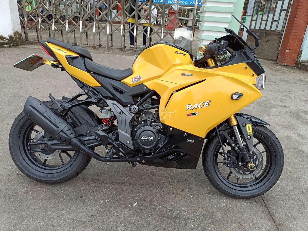 GPX Demon 150 2021 Vàng. Mua bán Xe máy tại Quận Liên Chiểu Đà Nẵng được đăng bởi long hình 1