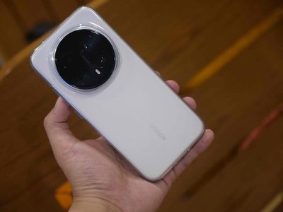 Honor Magic 8 Pro 5G 16G/512G màu trắng 2 sim. Mua bán Điện thoại tại Quận 10 Tp Hồ Chí Minh được đăng bởi Nguyễn Mạnh Hải