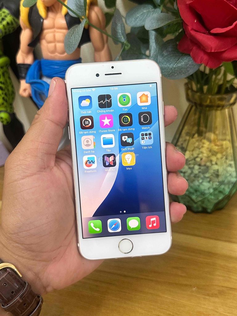 iPhone SE 64GB. Mua bán Điện thoại tại Thành phố Cà Mau Cà Mau được đăng bởi Thái Hoàng Vũ hình 1