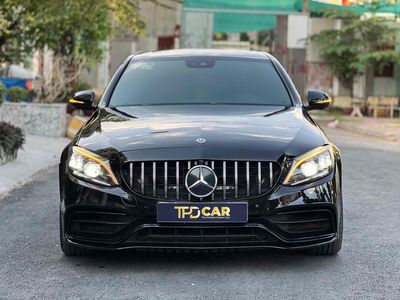 Mercedes C300 AMG 2019 - 55.000 miles. Mua bán Ô tô tại Quận Bình Tân Tp Hồ Chí Minh được đăng bởi Hoàng Thọ