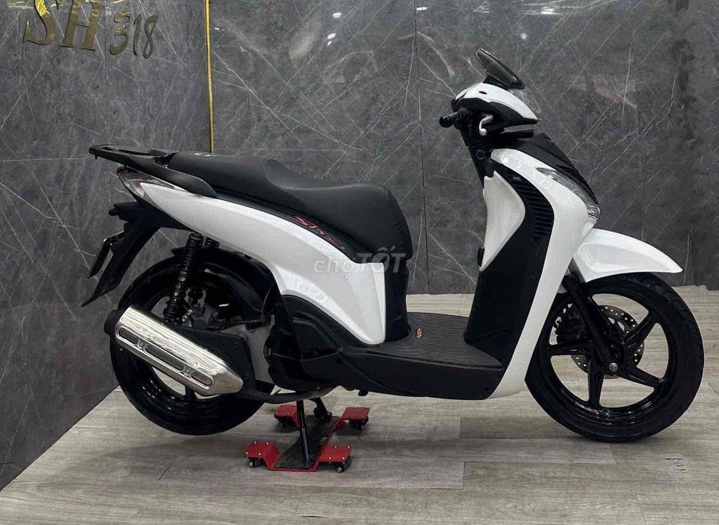 Honda SH Vietnam 2014 150i тюнинг под Италию