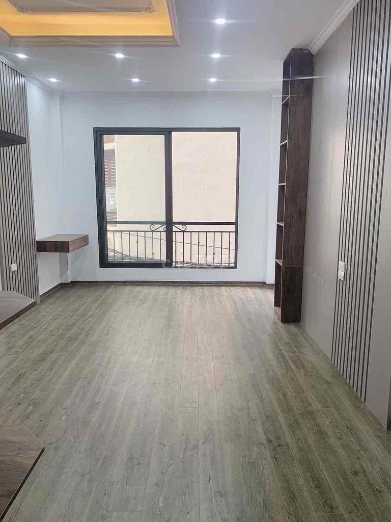 Bán nhà mới đẹp Thái Hà- Trước nhà 3m- 7 tầng thang máy- 41m2-3.7mt