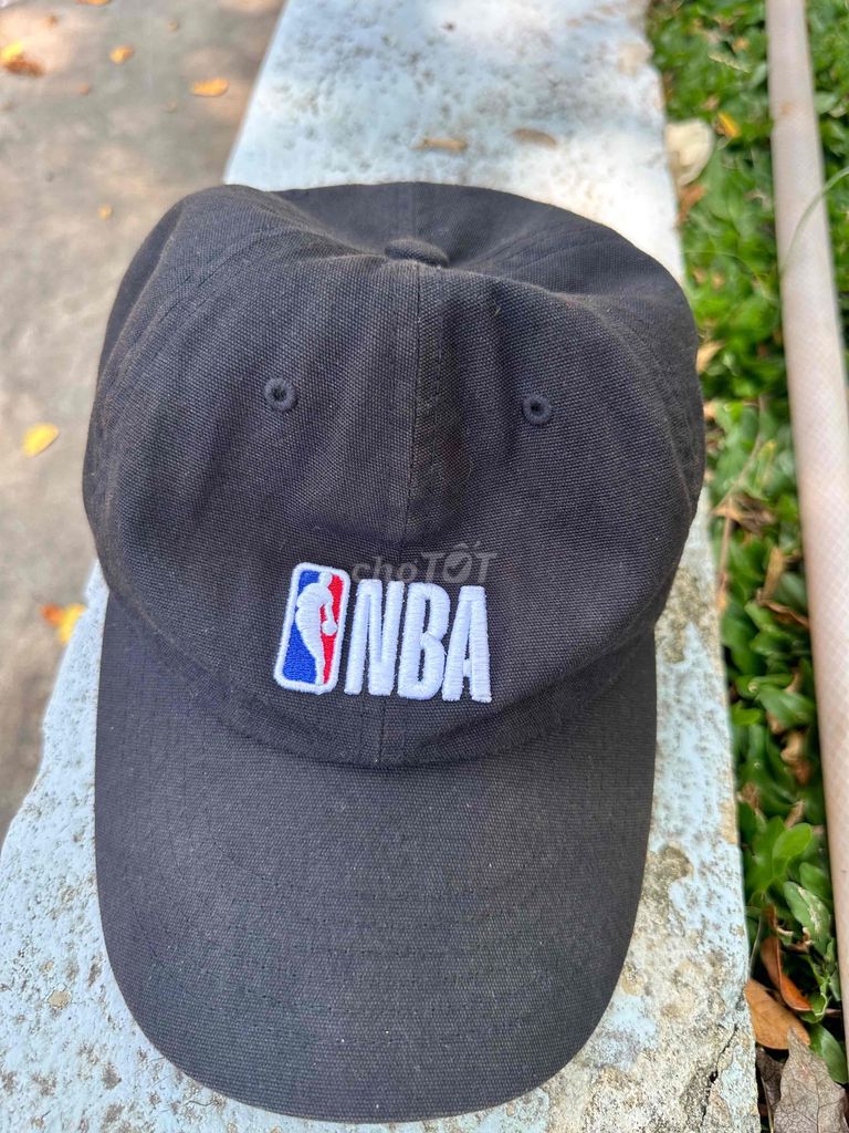 Nón lưỡi trai NBA Unisex Vải Đen. Mua bán Phụ kiện thời trang khác tại Huyện Xuân Lộc Đồng Nai được đăng bởi nguyn huu tien hình 1