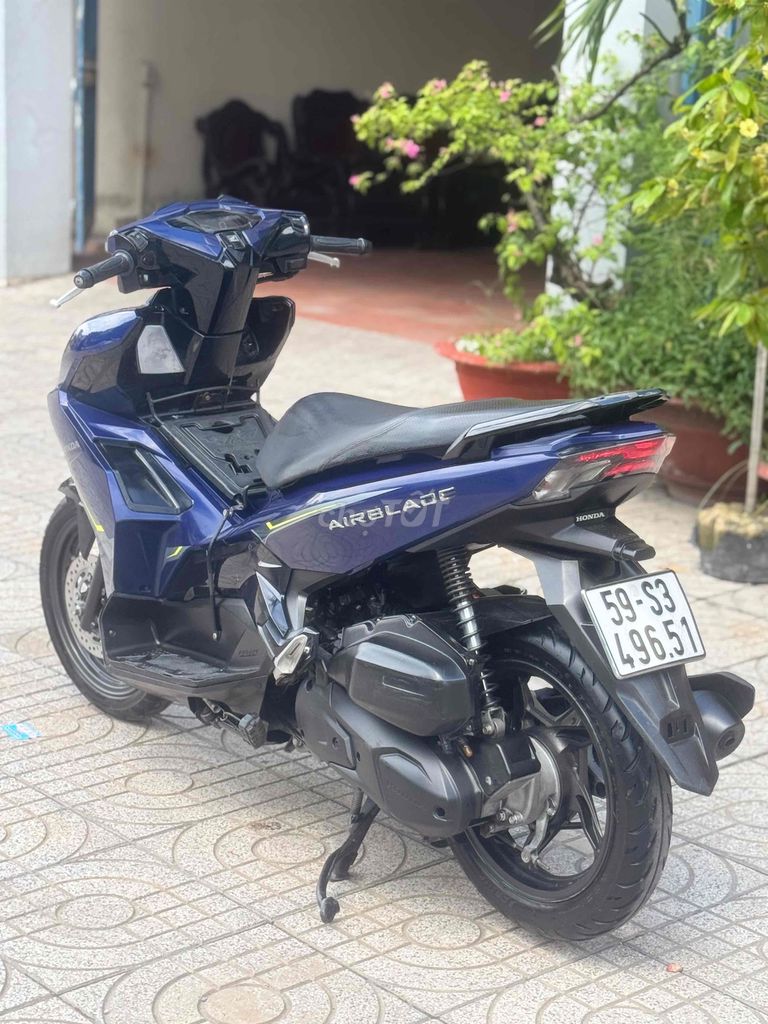 Honda Air Blade 2021 от собственника