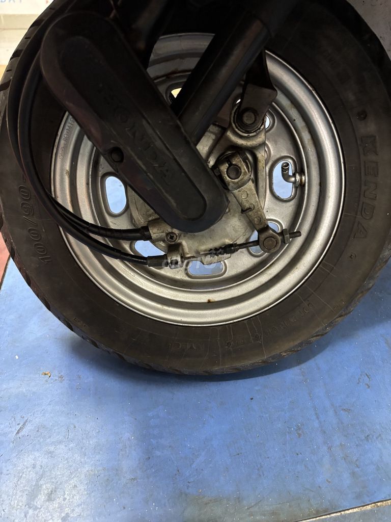 Bán xe Honda Spacy 125 Nhật Bản. Thang chân.. Mua bán Xe máy tại Quận 3 Tp Hồ Chí Minh được đăng bởi  Võ Thanh Hoàng hình 5