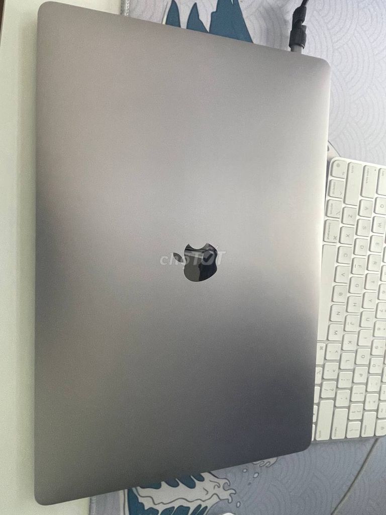 Apple Macbook Pro 2019 i9 16GB/512GB Xám. Mua bán Laptop tại undefined undefined được đăng bởi Sỹ Đồ Nhật hình 1