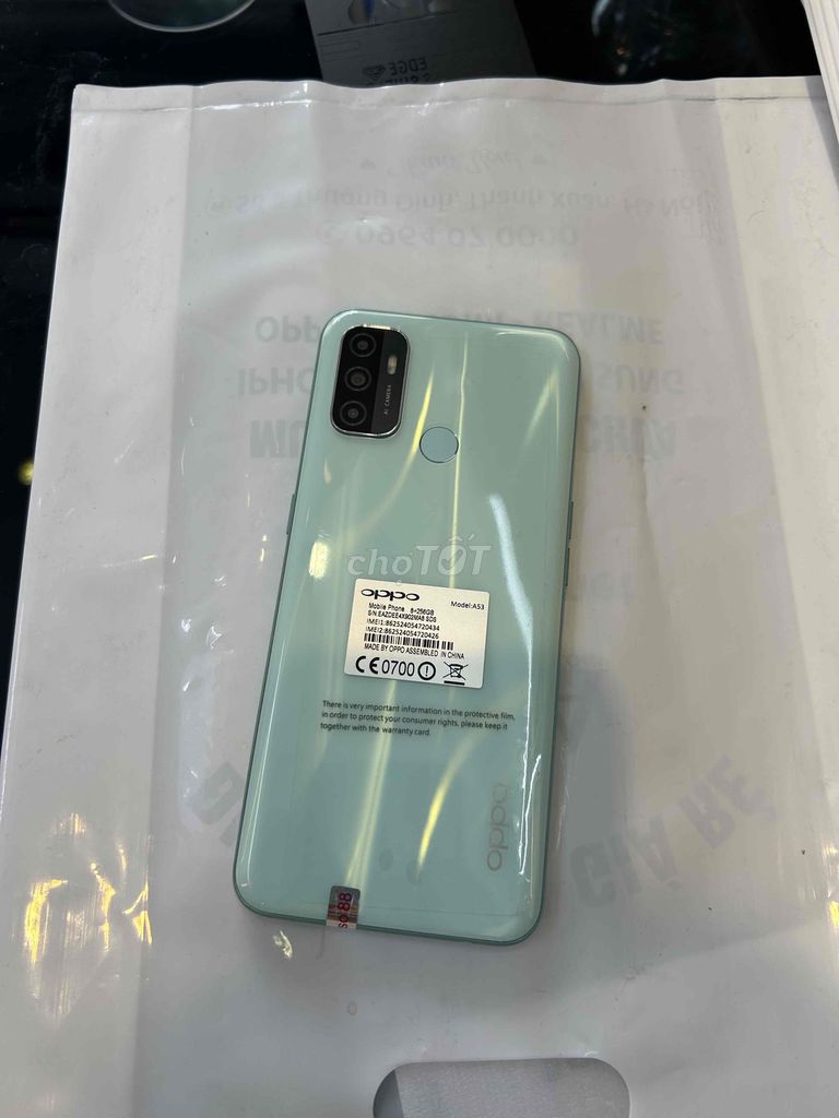 Oppo a32 8/256 pin 5000 giá 1tr750 😎