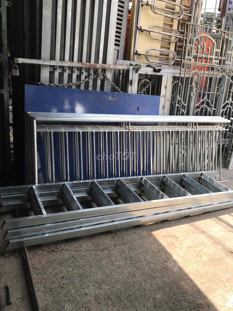 Cầu Thang, Lan Can Phòng Trọ. Mua bán Nội thất, đồ gia dụng khác tại Quận Tân Phú Tp Hồ Chí Minh được đăng bởi LÊ THỊ HIẾU hình 6