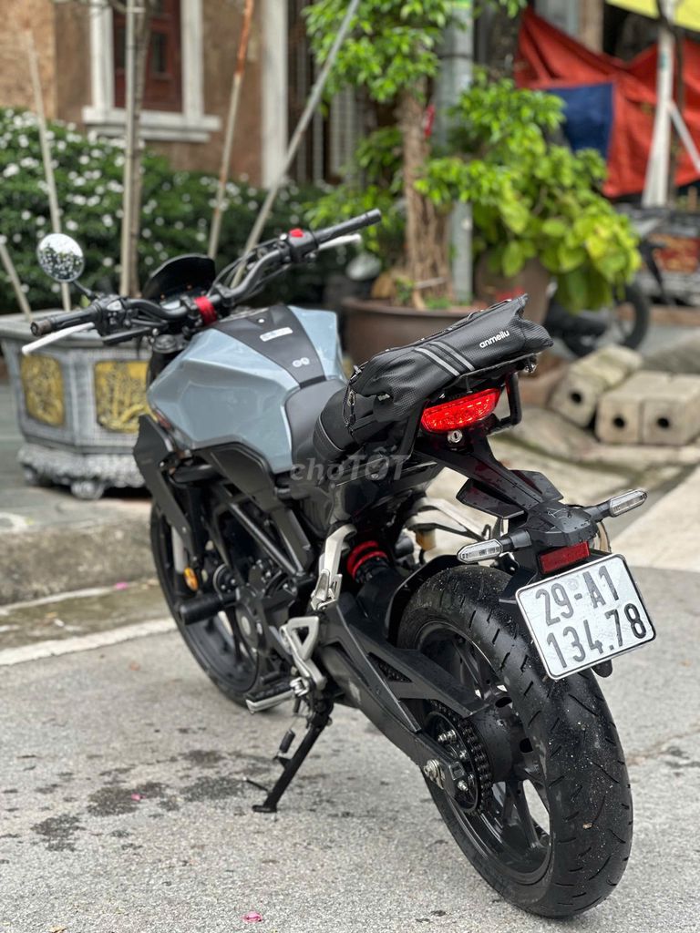 Honda CB300 2022 siêu lướt có trả góp trao đổi ✅. Mua bán Xe máy tại Quận Thanh Xuân Hà Nội được đăng bởi Phú Lý hình 2