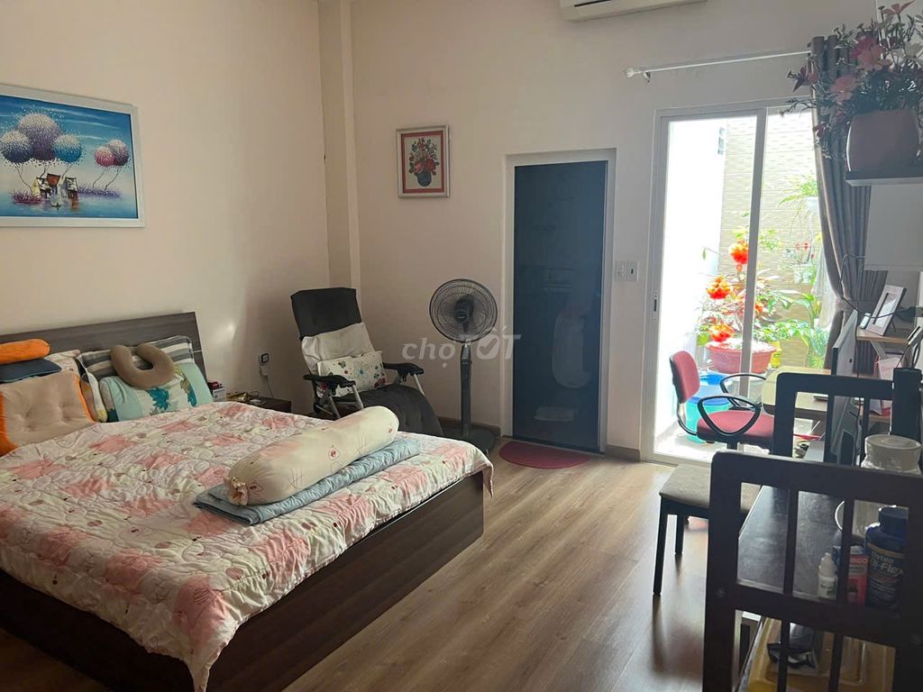 Nhà nguyên căn đường Tạ Xuân Thu (B3 củ ) VCN Phước Hải. Cho thuê nhà ở tại Thành phố Nha Trang Khánh Hòa được đăng bởi TUYỀN hình 3