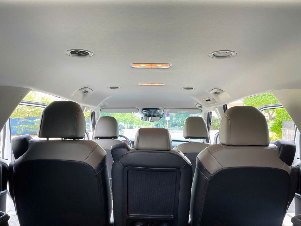 Kia Carnival Premium 2.2D 8S 2025 - 45000 km. Mua bán Ô tô tại Quận Tân Bình Tp Hồ Chí Minh được đăng bởi ĐỨC XE LƯỚT hình 11