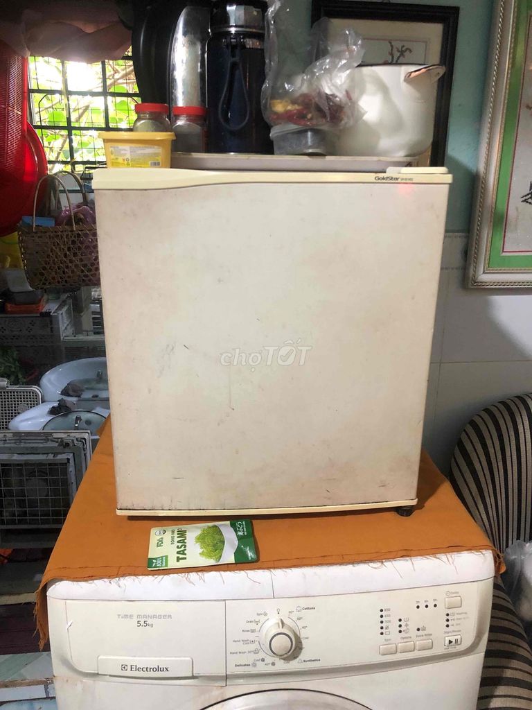 Tủ lạnh mini GoldStar tiết kiệm điện. Mua bán Tủ lạnh tại Thành phố Thủ Đức Tp Hồ Chí Minh được đăng bởi Kiếp nghèo hình 1