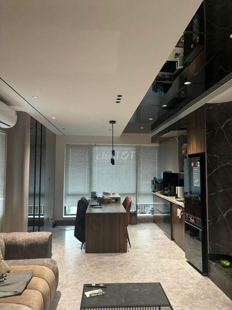 Таунхаус 6 этажей с лифтом на улице Транг, Лонг Бьен, 50 м², 12 миллиардов