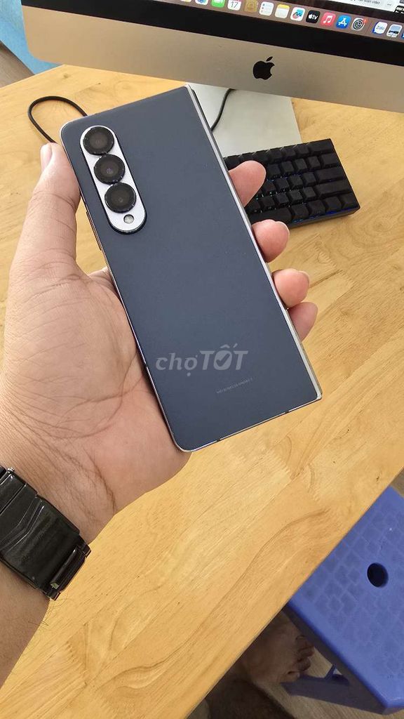 Samsung Galaxy Z Fold4 256GB Xám. Mua bán Điện thoại tại Quận Ninh Kiều Cần Thơ được đăng bởi hiển mobile hình 1