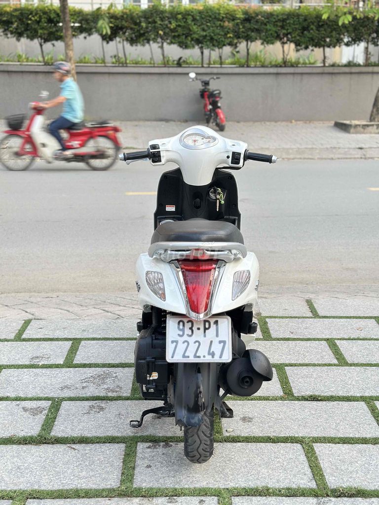 Yamaha Nozza Fi 2015 màu Trắng. Mua bán Xe máy tại Thành phố Thủ Đức Tp Hồ Chí Minh được đăng bởi Xe Máy Trường Thịnh hình 7