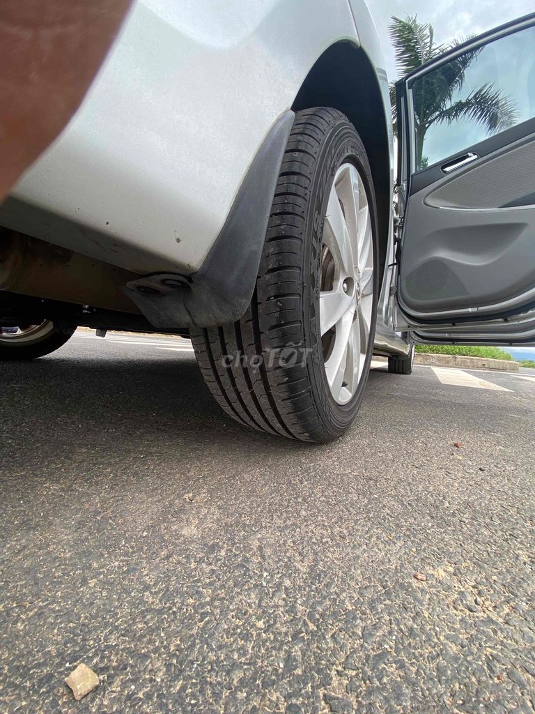 Hyundai Accent 2013 1.4 AT - 82000 km. Mua bán Ô tô tại Huyện Tây Hòa Phú Yên được đăng bởi lê thành chúng hình 8