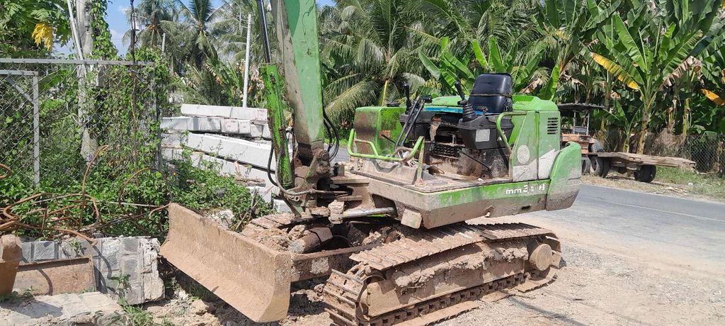 Máy xúc Xây dựng Kim loại. Mua bán Phương tiện khác tại Huyện Châu Thành Bến Tre được đăng bởi Nhan tran hình 1