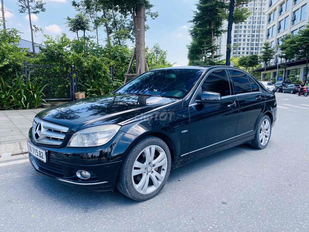 Mercedes Benz C Class 2010 C250 CGI - 90000 km. Mua bán Ô tô tại Quận Nam Từ Liêm Hà Nội được đăng bởi Em Tuan hình 2