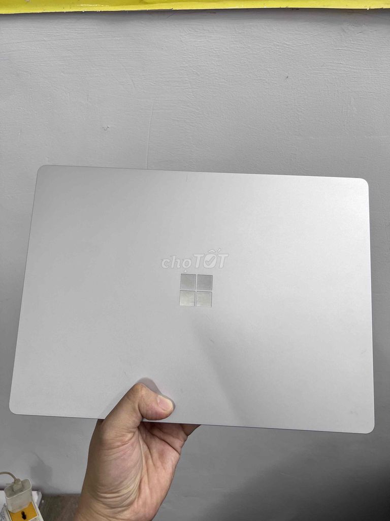 Microsoft Surface 4 I5-1145G7 8GB/256GB 2K Bạc. Mua bán Laptop tại Quận Gò Vấp Tp Hồ Chí Minh được đăng bởi Hoàng Bằng hình 1