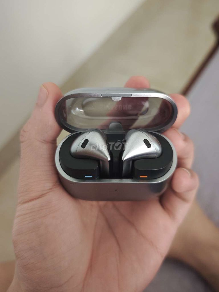 Samsung Galaxy Buds 3 Bạc. Mua bán Tivi, Âm thanh tại Huyện Đông Anh Hà Nội được đăng bởi Chử Minh Tiến hình 1