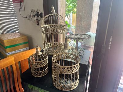 Lồng trang trí màu nhũ Vàng như mới. Mua bán Sở thích khác tại Quận Tân Bình Tp Hồ Chí Minh được đăng bởi A Danh