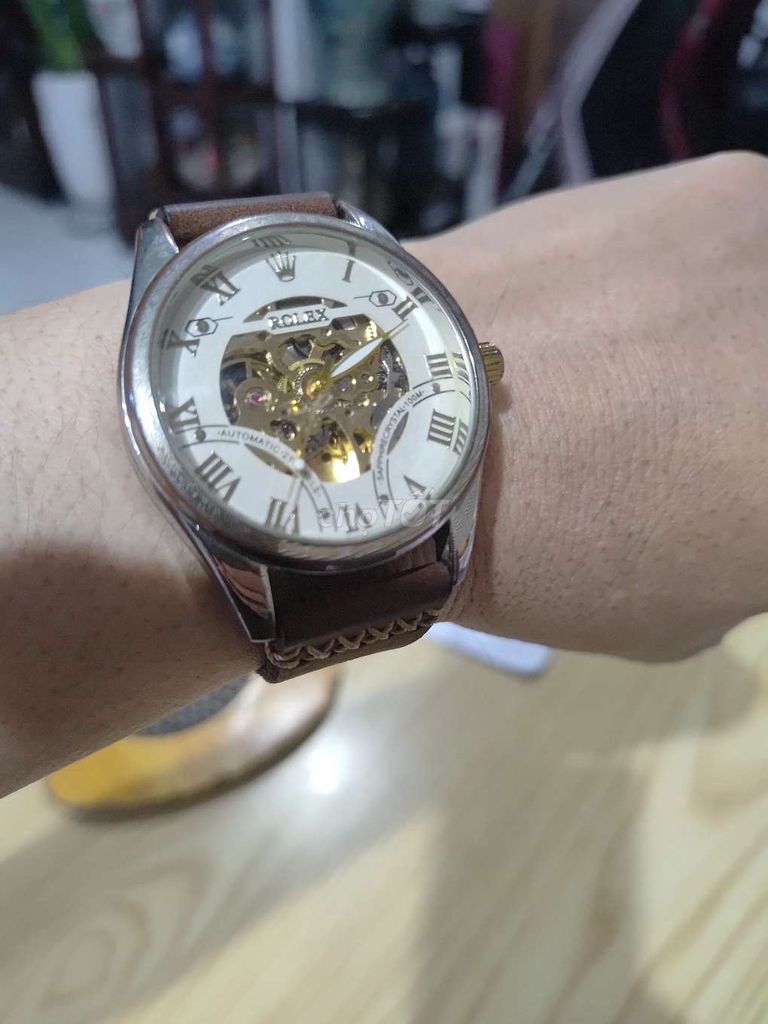 Đồng hồ đeo tay Rol Nam Dây da bò. Mua bán Đồng hồ tại Quận Hai Bà Trưng Hà Nội được đăng bởi Mai Thanh hình 1