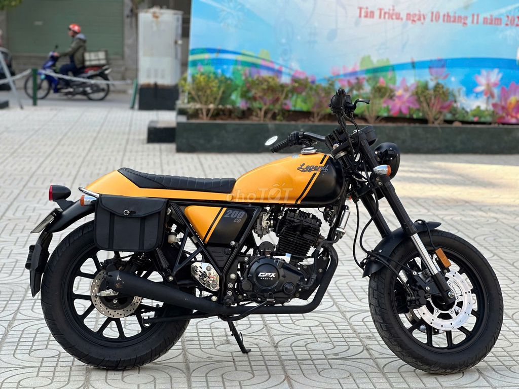 GPX Legend 200 2022 siêu đẹp có trả góp trao đổi ✅. Mua bán Xe máy tại Quận Thanh Xuân Hà Nội được đăng bởi Phú Lý hình 3