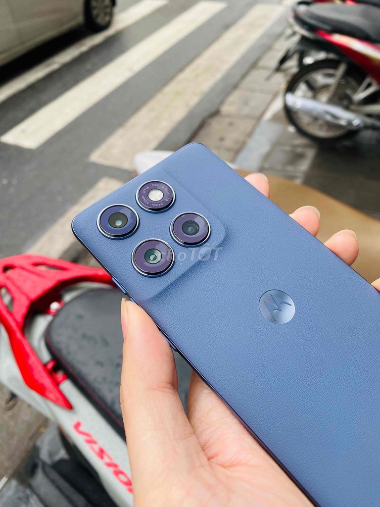 Motorola Edge 60 Fusion 256GB Xanh Chính hãng. Mua bán Điện thoại tại Quận Hai Bà Trưng Hà Nội được đăng bởi Gia Bảo Lê hình 1