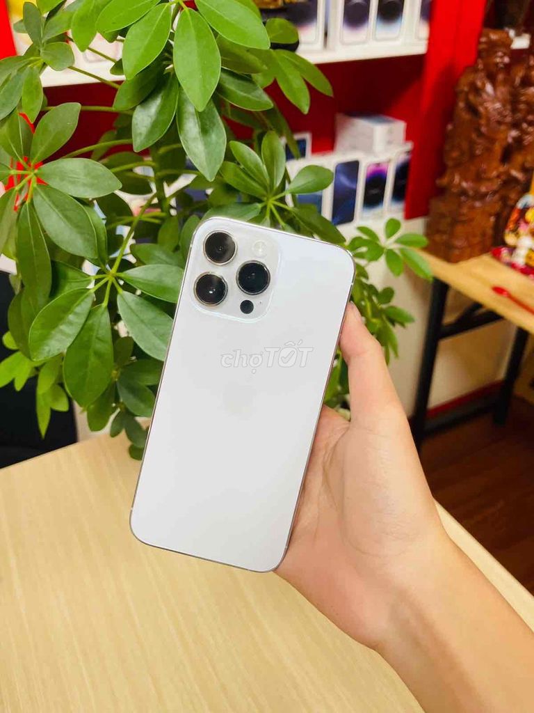 iPhone 14 Pro 256GB Trắng Mỹ 99% như mới. Mua bán Điện thoại tại Thành phố Biên Hòa Đồng Nai được đăng bởi Thang Tran hình 1