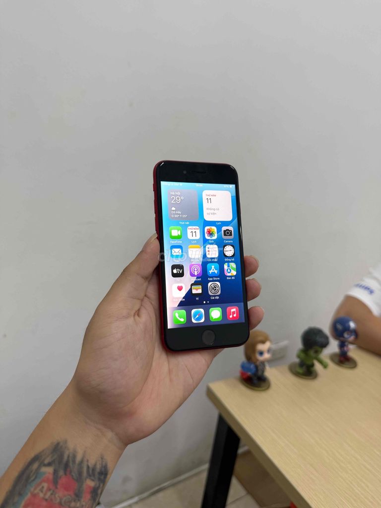 Apple iPhone SE 2020 128GB Đỏ Zin All Nguyên Bản. Mua bán Điện thoại tại Quận Đống Đa Hà Nội được đăng bởi Hà Nội Mobile Bao Duyệt Nợ Xấu hình 1
