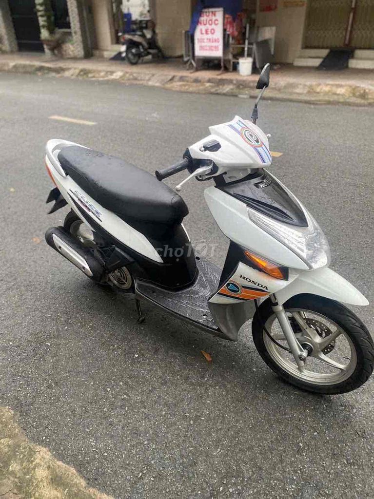 Click thái bản db tem play,bstp,xe đẹp máy zin êm. Mua bán Xe máy tại Quận 7 Tp Hồ Chí Minh được đăng bởi Bảo Anh hình 2