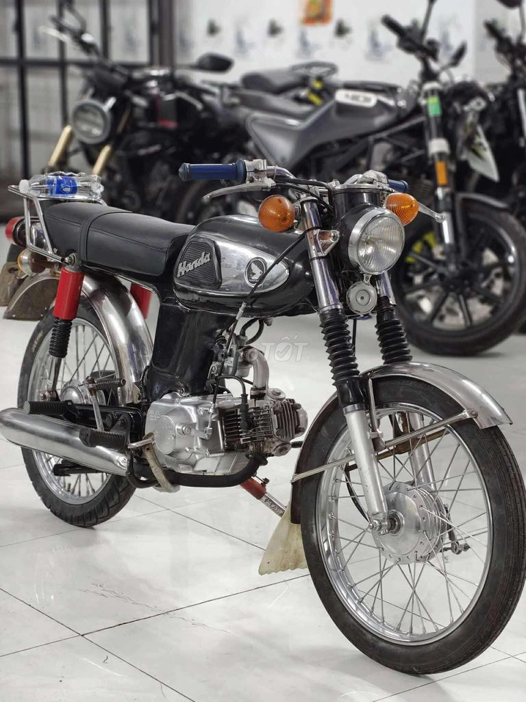 Honda 67 50cc màu Đen 12tr8. Mua bán Xe máy tại Huyện Bình Chánh Tp Hồ Chí Minh được đăng bởi Hoán Nguyễn hình 2