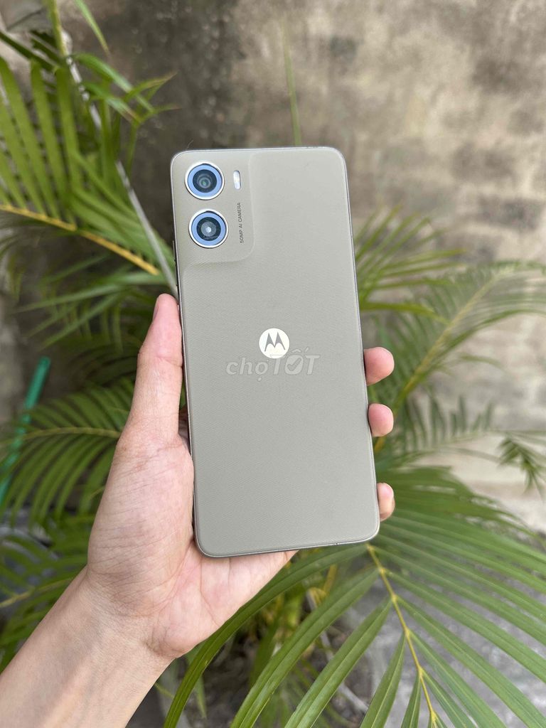 Cần bán Motorola G06 Power màn to pin khủng 7000. Mua bán Điện thoại tại Thành phố Qui Nhơn Bình Định được đăng bởi Gia Long hình 1