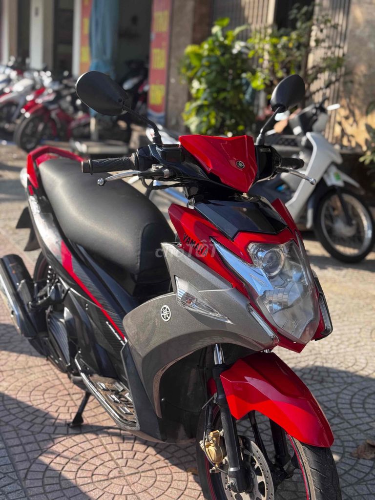 Yamaha Nouvo 6 Fi красный, серый, черный