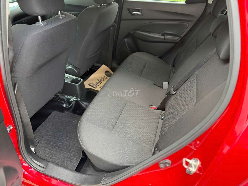 Suzuki Swift 2020 GLX 1.2 AT - 14000 km. Mua bán Ô tô tại Thành phố Thủ Đức Tp Hồ Chí Minh được đăng bởi Quốc hình 5