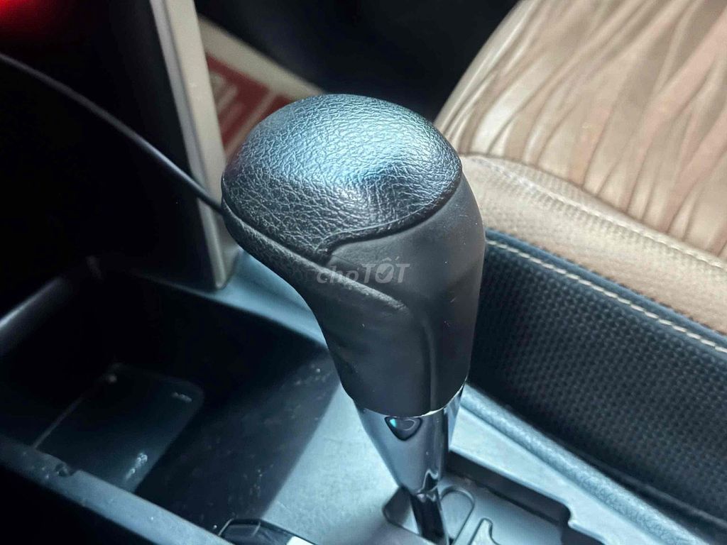 Toyota Innova 2.0G số tự động 2018 màu đồng. Mua bán Ô tô tại Thành phố Thủ Đức Tp Hồ Chí Minh được đăng bởi Hữu Phúc hình 10