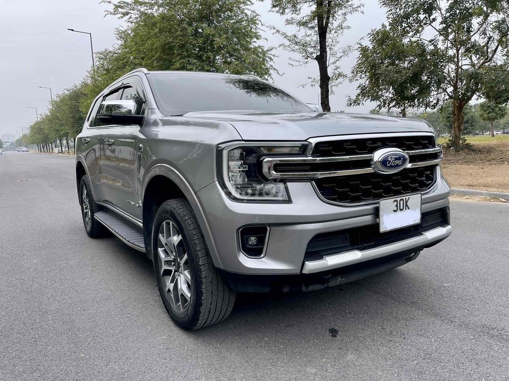 Ford Everest 2022 Titanium 2.0L AT 4x2 - 1 Chủ SD