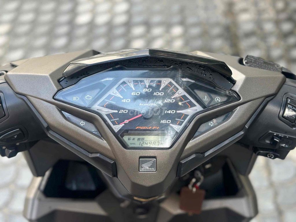 vario 125 đời 217 mẫu cũ bstp chính chủ. Mua bán Xe máy tại Quận 10 Tp Hồ Chí Minh được đăng bởi vuong huynh hình 8