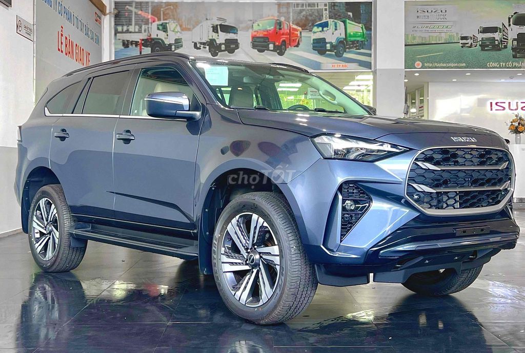 xe isuzu Mux phiên bản cao cấp số tự động 2 cầu. Mua bán Ô tô tại Quận 8 Tp Hồ Chí Minh được đăng bởi Auto Sài Gòn hình 2