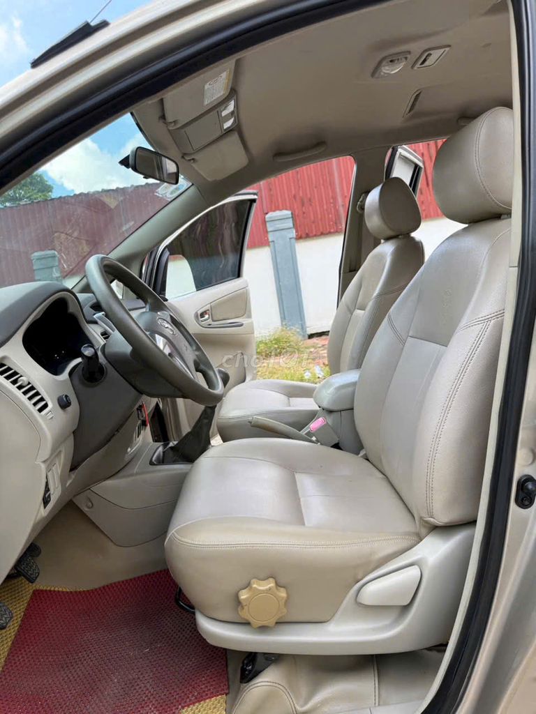 Toyota Innova 2015  - 10000 km,số sàn. Mua bán Ô tô tại Huyện Đông Anh Hà Nội được đăng bởi siêu thị ô tô Nhật Bắc hình 11