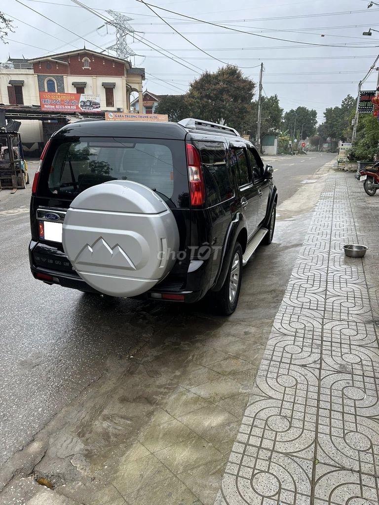 Ford Everest 2.5AT 2016 đen 83.000 km. Mua bán Ô tô tại Quận Gò Vấp Tp Hồ Chí Minh được đăng bởi Quang hình 10