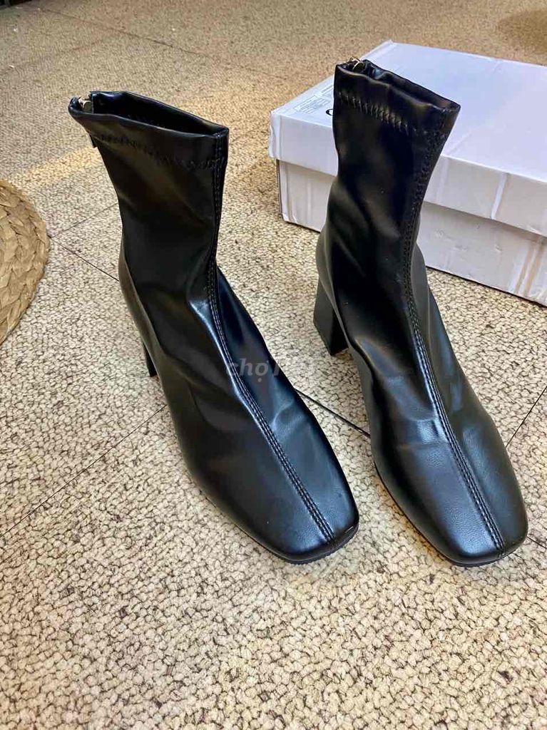 Sale gia tốt BOOT  nữ cho size 38 (24cm) new