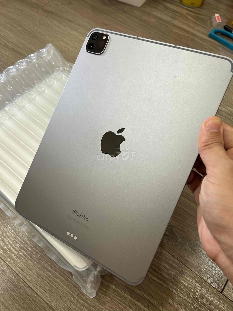 Apple iPad Pro M2 11 inch 256GB. Mua bán Máy tính bảng tại Quận Đống Đa Hà Nội được đăng bởi Hoàng Điển Trai Long hình 1