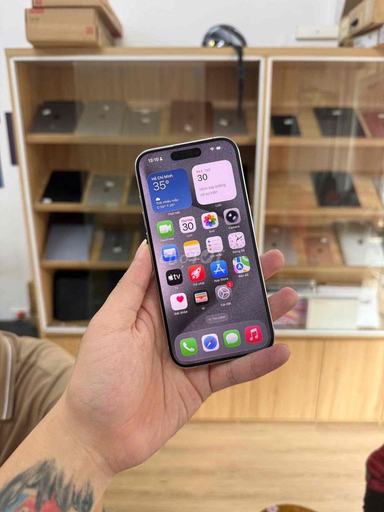 Apple iPhone 15 Pro 128GB Bạc Nguyên bản. Mua bán Điện thoại tại Quận Đống Đa Hà Nội được đăng bởi KT Hà Nội Mobile hình 1