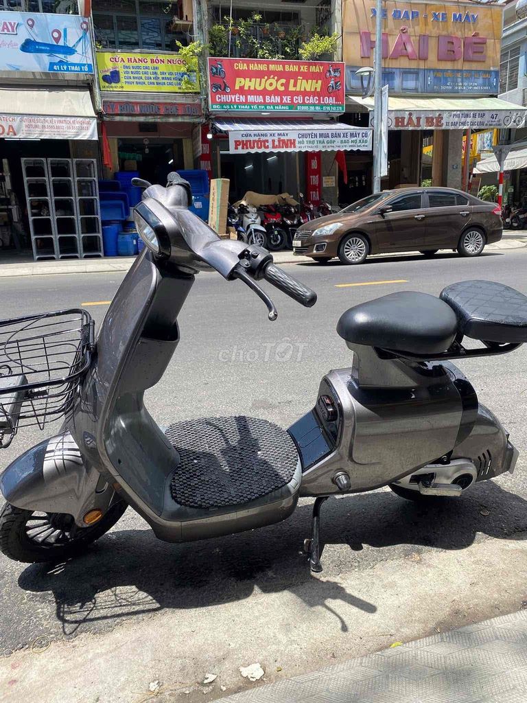Xe máy điện màu Xám. Mua bán Xe điện tại Quận Hải Châu Đà Nẵng được đăng bởi Hoa Tâm hình 2