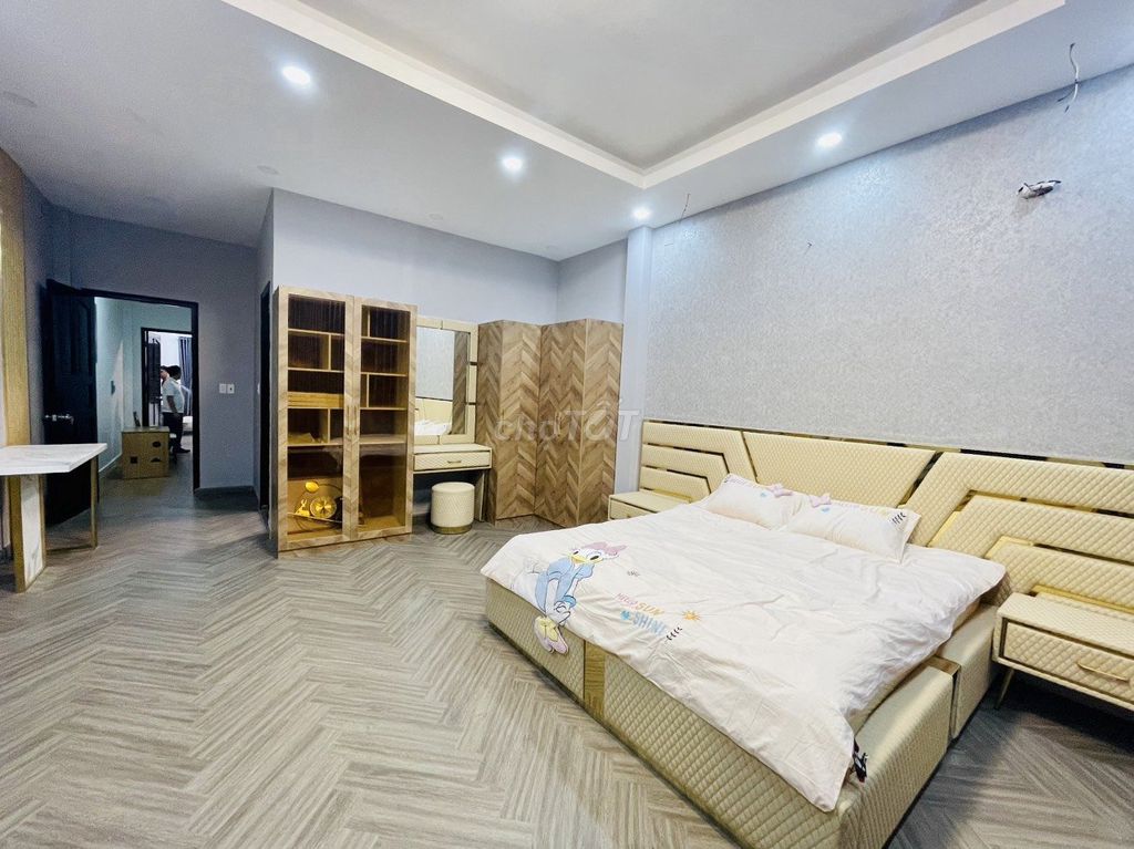 Bán nhà phố ở Huyện Bình Chánh. DT : 115m2. giá chỉ : 3,75 tỷ